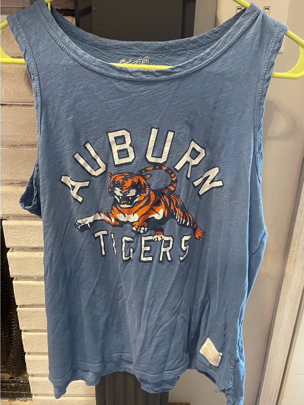 Auburn Tigers Sleeveless Graphic Tank XL